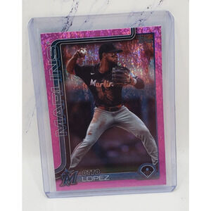 2025 Topps Series 1 Otto Lopez #172 Pink Holo Foil Miami Marlins